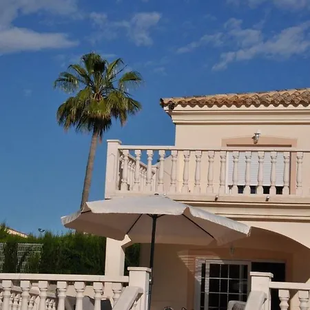 Tatil Evi Three Houses *